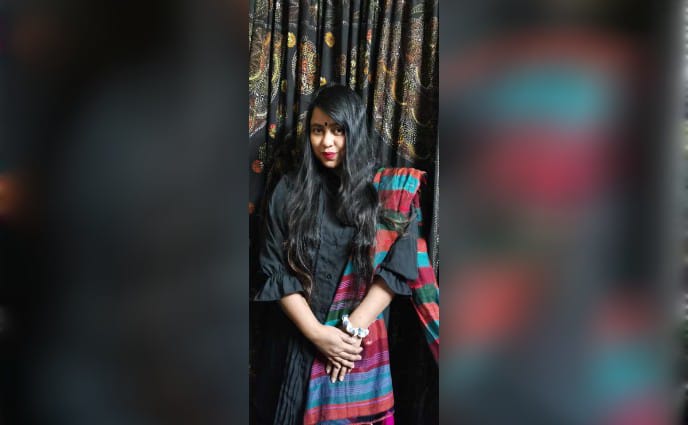 চট্টগ্রামকন্যা তুলতুল লেখালেখি দিয়ে দেশ – বিদেশে আলো ছড়াচ্ছেন