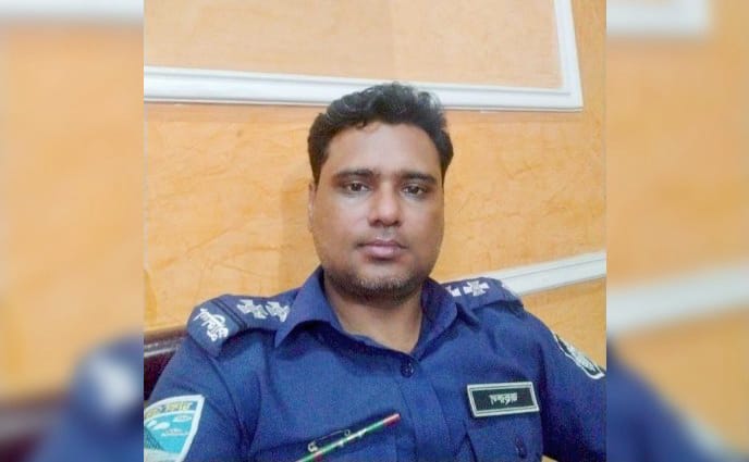 মাদক-‘হানি ট্র্যাপ’ চক্রে এসআই জোহরুলের সহায়তা ! ৯৯৯-এর পরও মূল অভিযোগ পাশ কাটানোর অভিযোগ